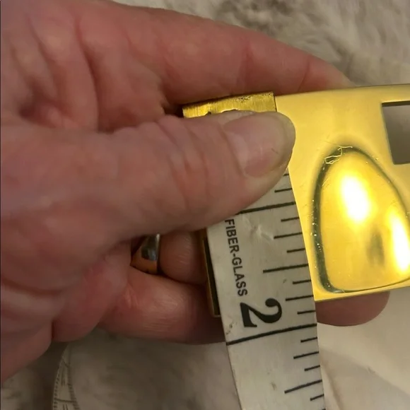 Gucci Tom Ford black leather belt with large gold tone G buckle. 24-27 - Picture 10 of 11